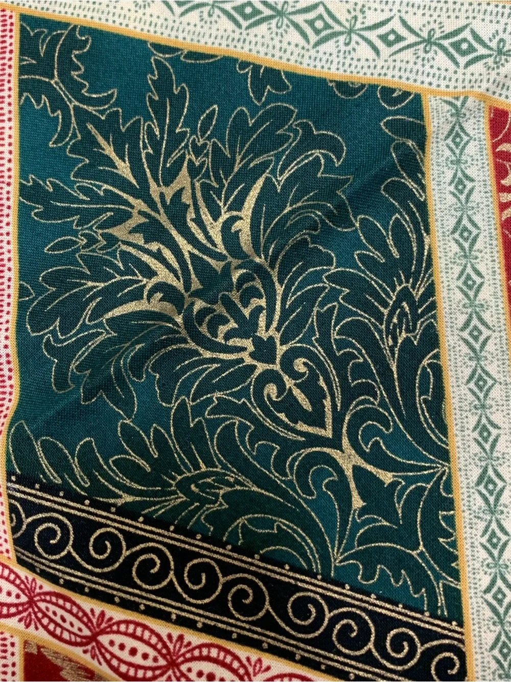Hoffman California Fabrics Venetian Holiday Quilting Cotton Style E881 1 Yard